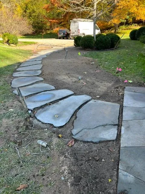 Curved gravel driveway